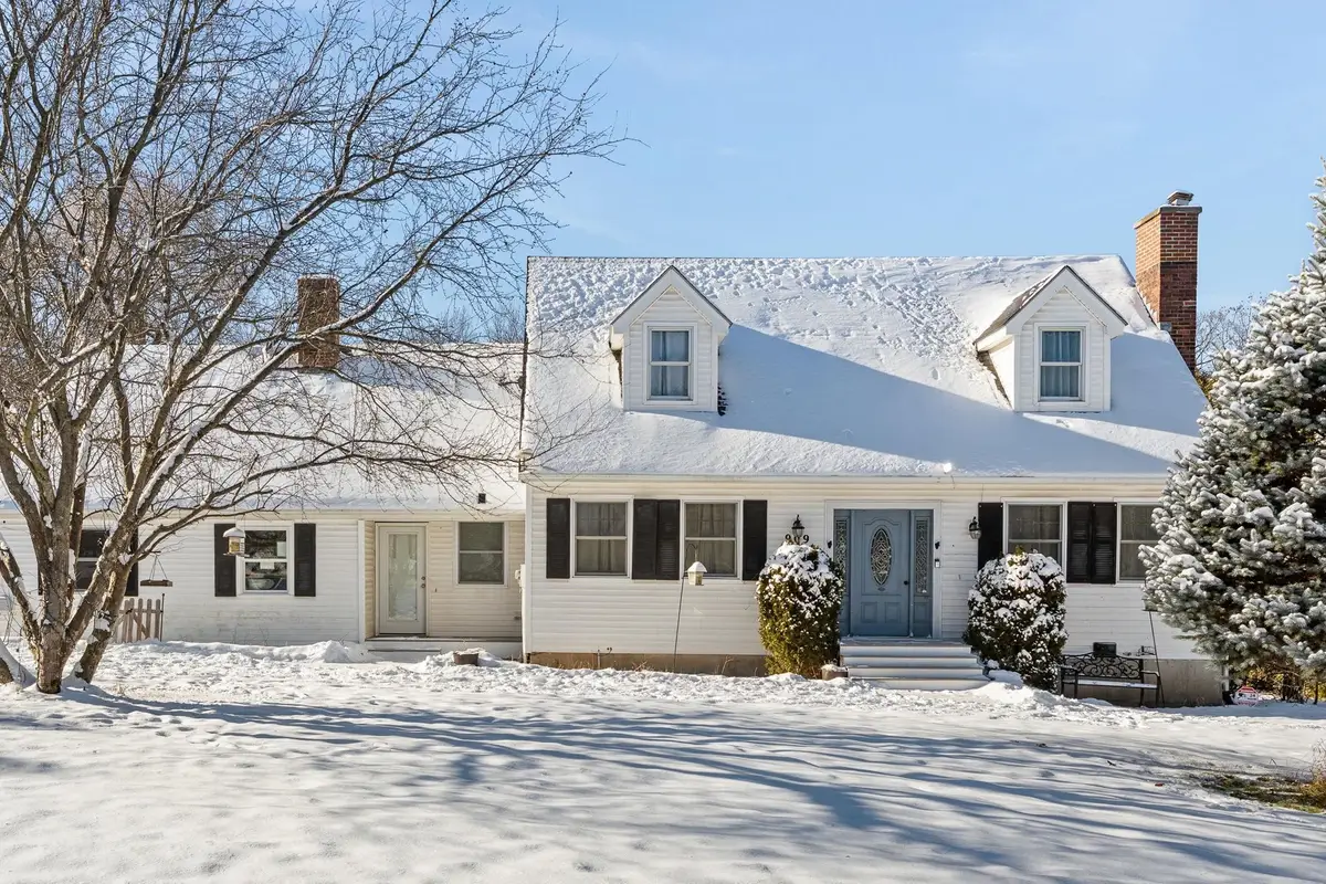 909 Dorset Street, South Burlington, VT 05403 - Image #1