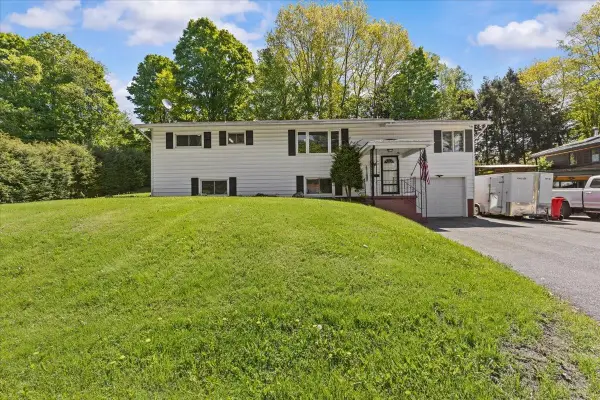 17 Woodland Drive, Barre City, VT 05641