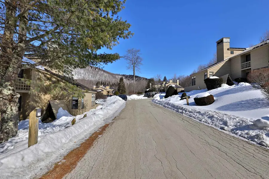 106 Fox Hollow Village #C4, Mendon, VT 05701 - Image #2