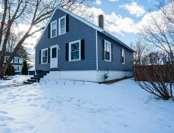 796 Montgomery Street, Manchester, NH 03102