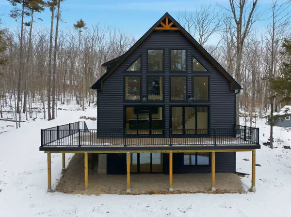 2 Jordan Way, Tuftonboro, NH 03816