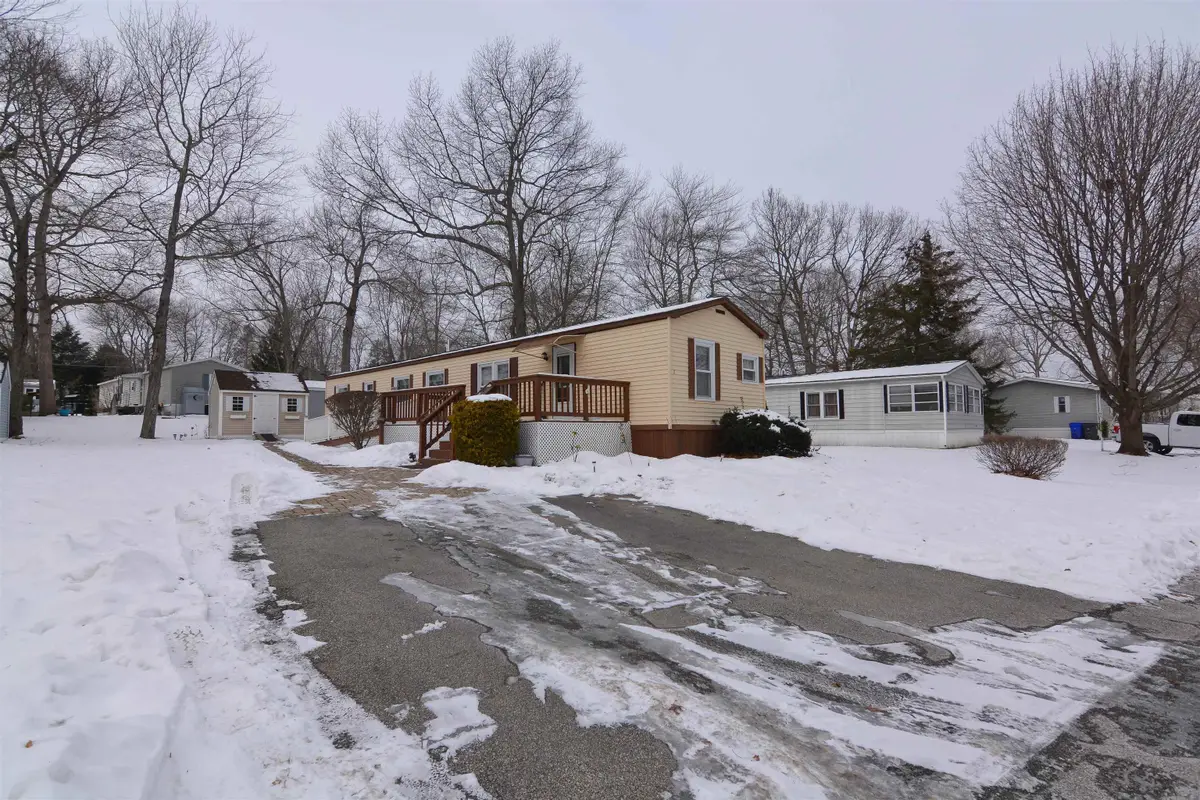 11 Amy Lane, Hampstead, NH 03841 - Image #1