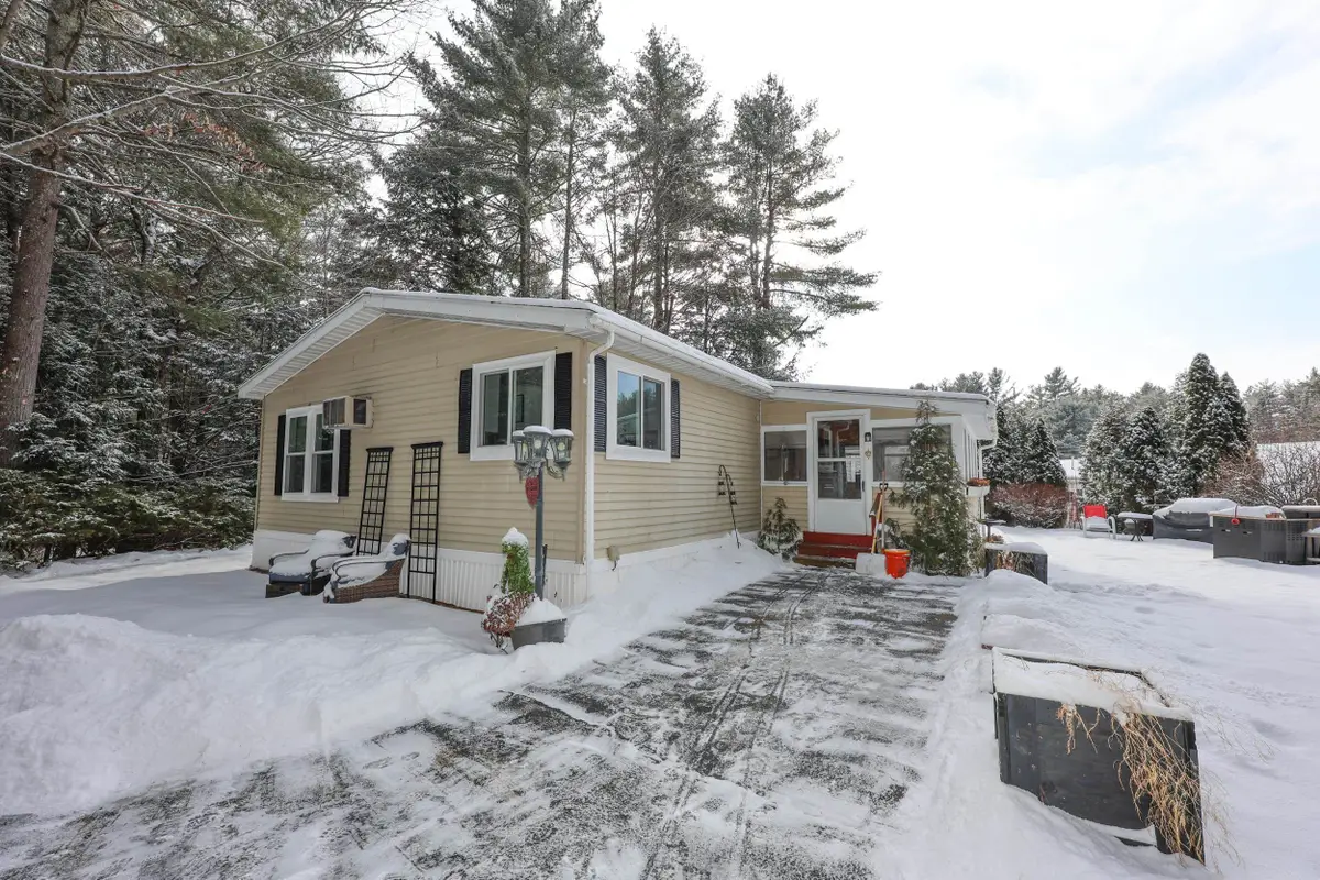 63 Evergreen Lane, Hopkinton, NH 03229 - Image #1