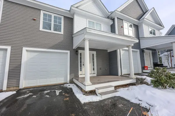 181 Knollwood Way, Manchester, NH 03102