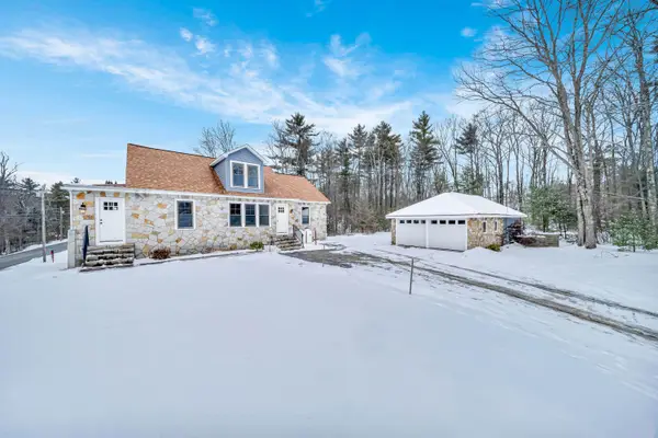 315 Hackett Hill Road, Hooksett, NH 03106