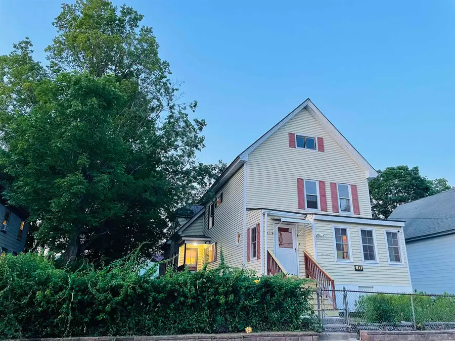 17 Arch Street, Laconia, NH 03246 - Image #2