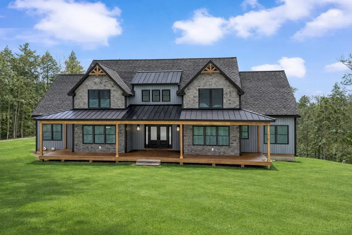 17 Sawmill Lane, New Boston, NH 03070 - Image #1