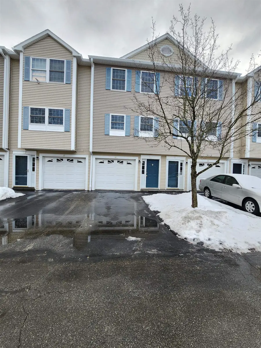 1029 S Mammoth Road #36, Manchester, NH 03109 - Image #2