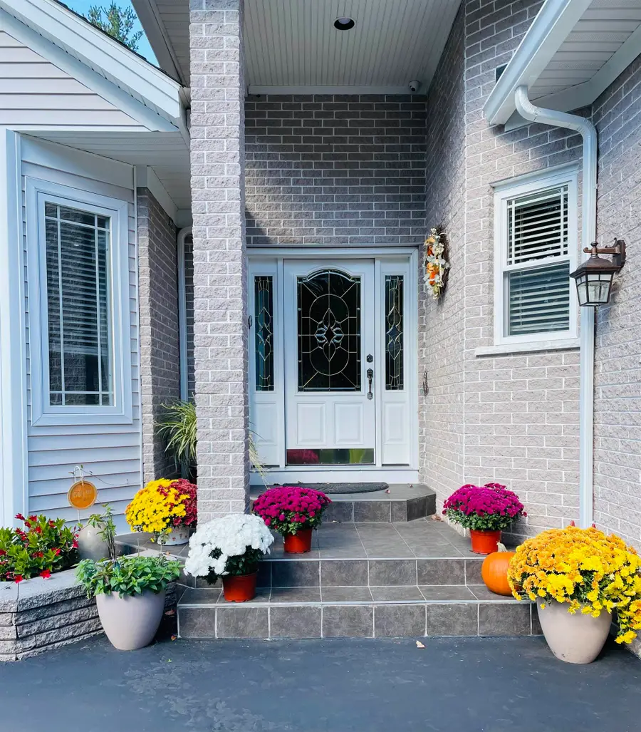 44 Cricket Lane, Manchester, NH 03104 - Image #2