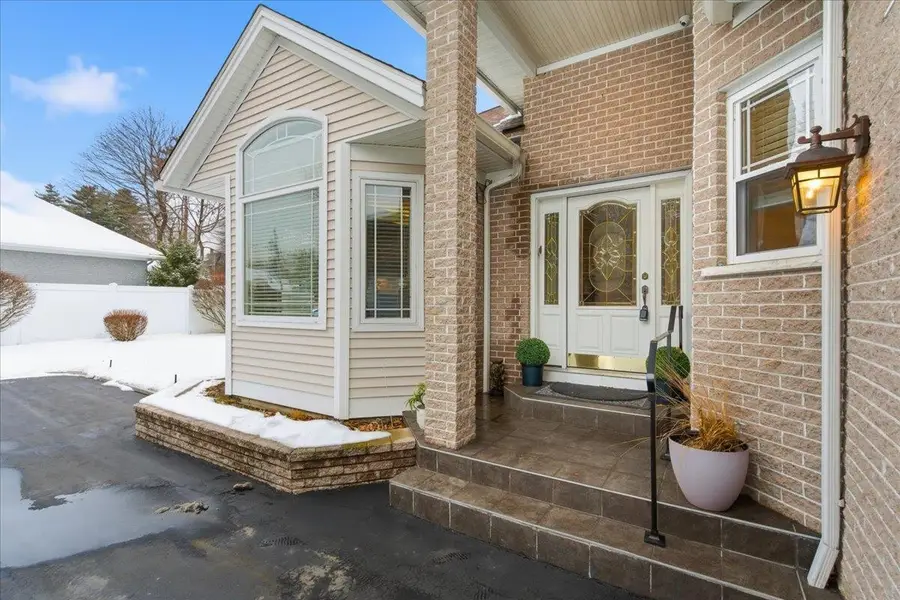 44 Cricket Lane, Manchester, NH 03104 - Image #3