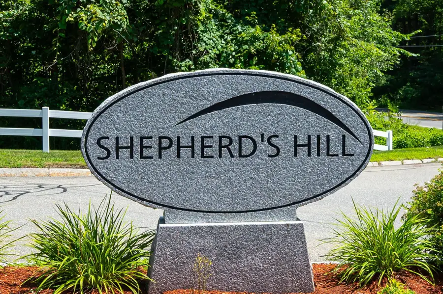 37 Shadowbrook Drive #B, Hudson, NH 03051 - Image #2