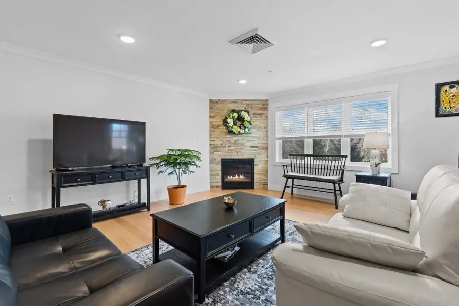 150 US RT 1 Bypass #206, Portsmouth, NH 03801 - Image #3