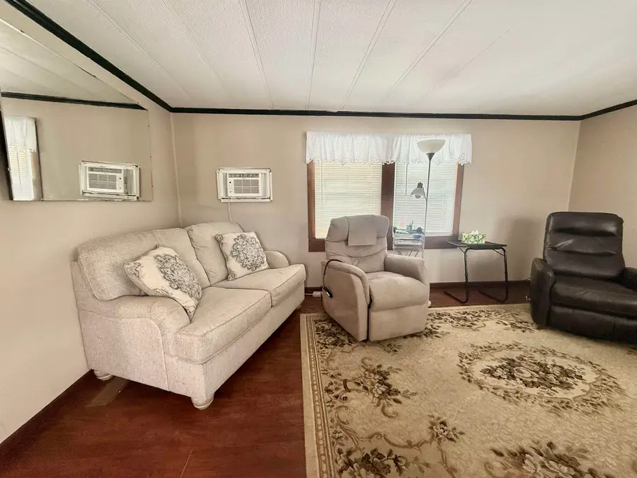 9 Billings Mobile Manor, Rutland, VT 05701 - Image #3