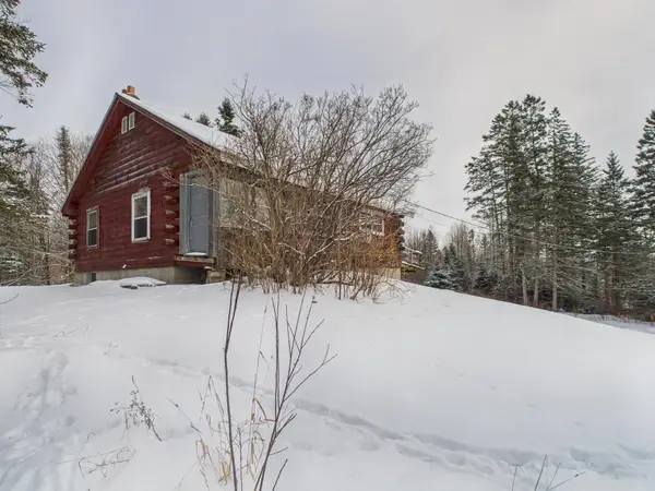 421 E Colebrook Road, Colebrook, NH 03576