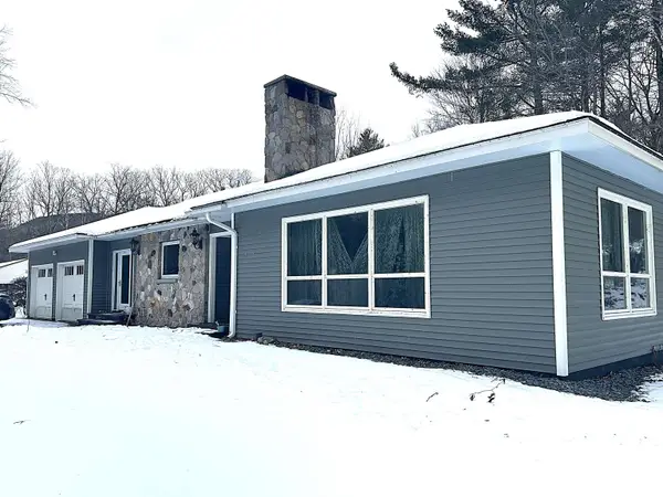 4 Power House Acres Road, Shelburne, NH 03581