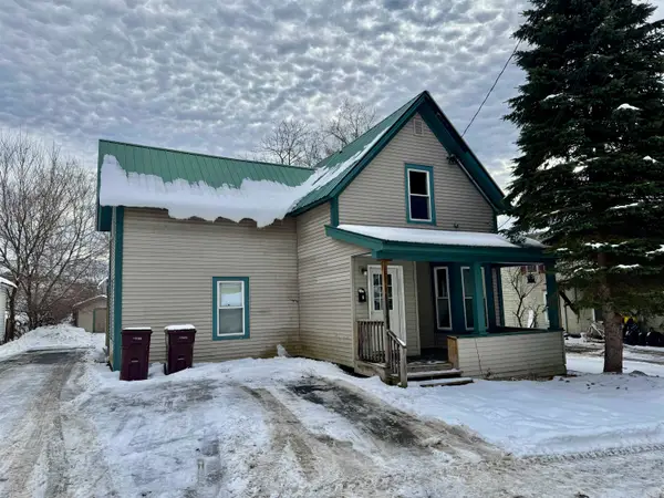 35 Spring Street, Newport City, VT 05855