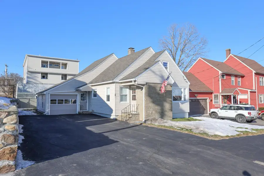 58 Alsace Street, Manchester, NH 03102 - Image #2