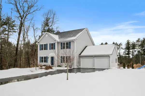 37 Manter Mill Road, Londonderry, NH 03053