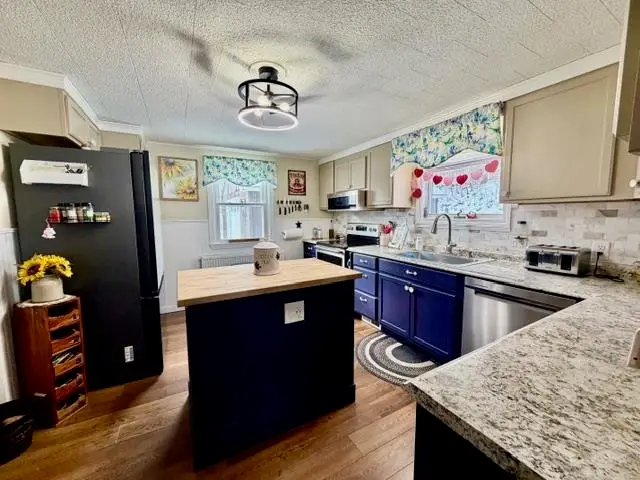 99 Wentworth Avenue, Berlin, NH 03570 - Image #2