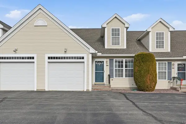 34 Pleasant Street, Windham, NH 03087