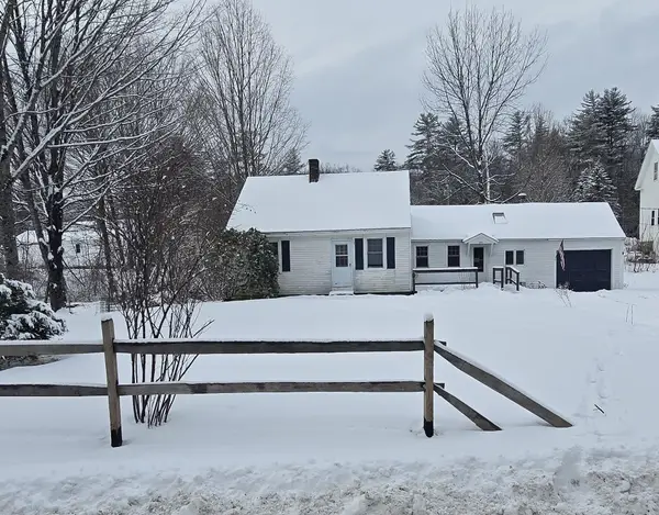 91 Water Street, Rumney, NH 03266