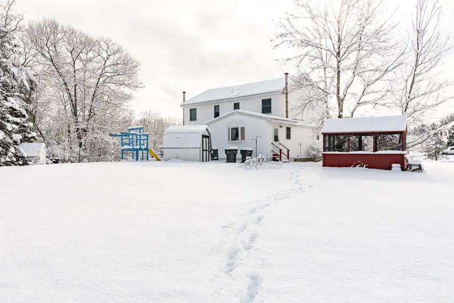 69 Magnolia Lane, Greenland, NH 03840 - Image #2