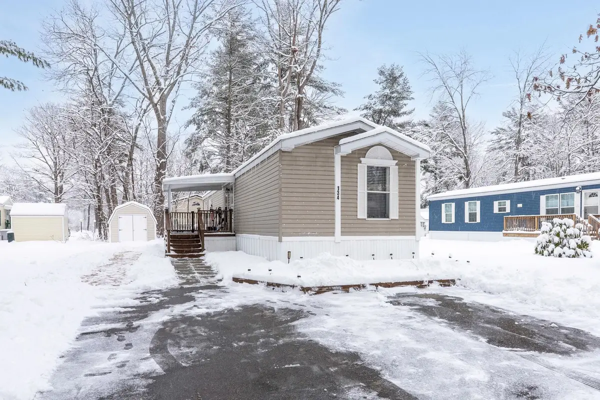 134 Colonial Village, Somersworth, NH 03878 - Image #1