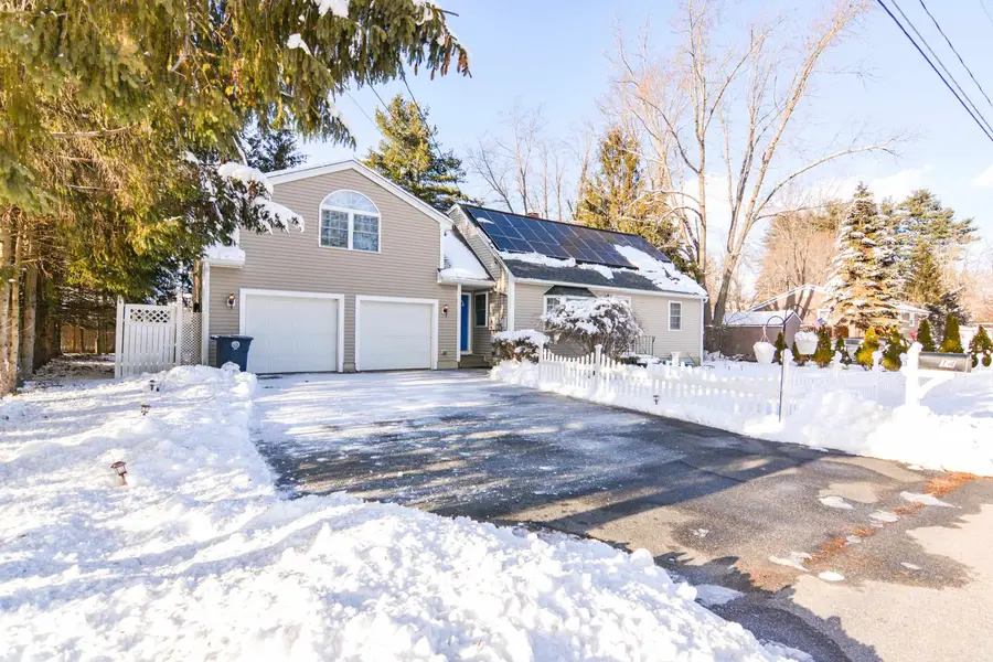 14 Millbrook Drive, Nashua, NH 03062 - Image #2