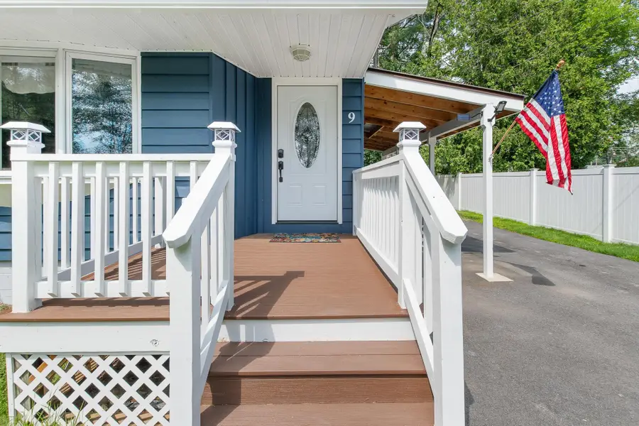 9 Wood Street, Berlin, NH 03570 - Image #2