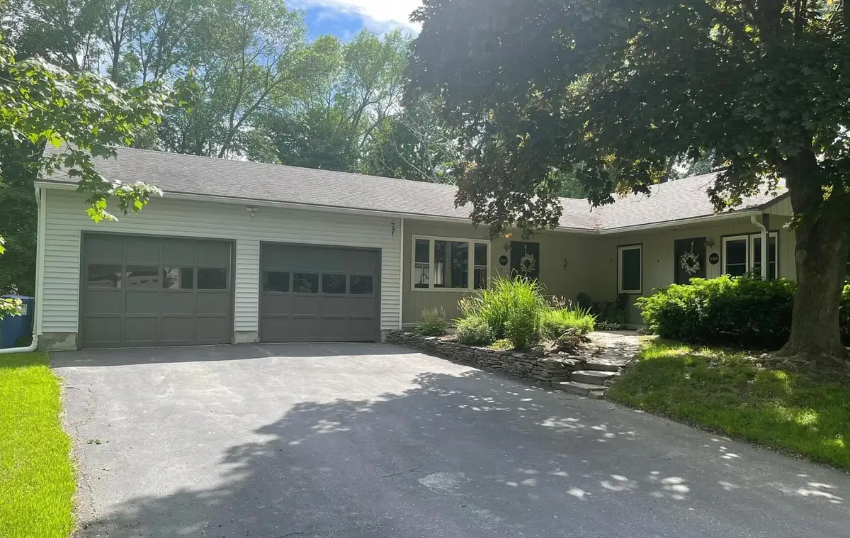 102 Juniper Ridge, Shelburne Town, VT 05403 - Image #1