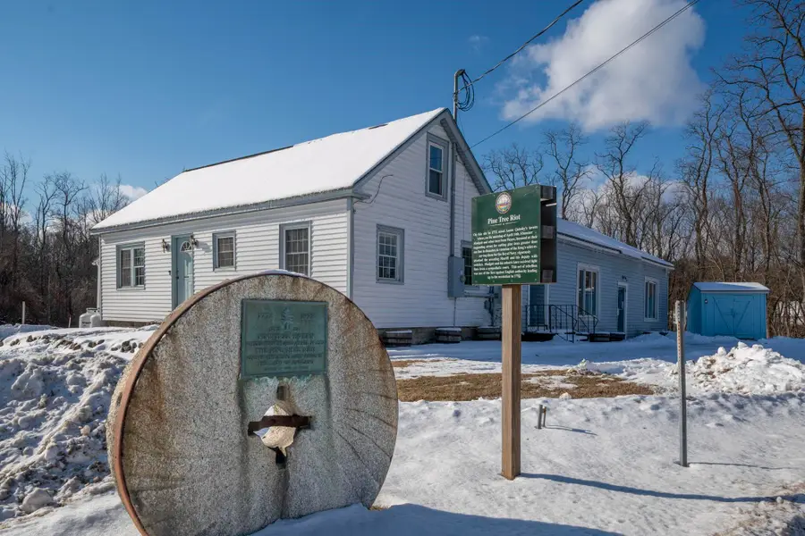 733 South Stark Highway, Weare, NH 03281 - Image #2