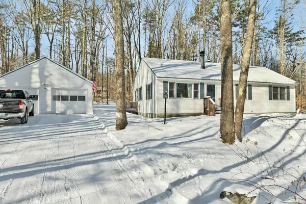 5 Woodcrest Drive, Ossipee, NH 03864