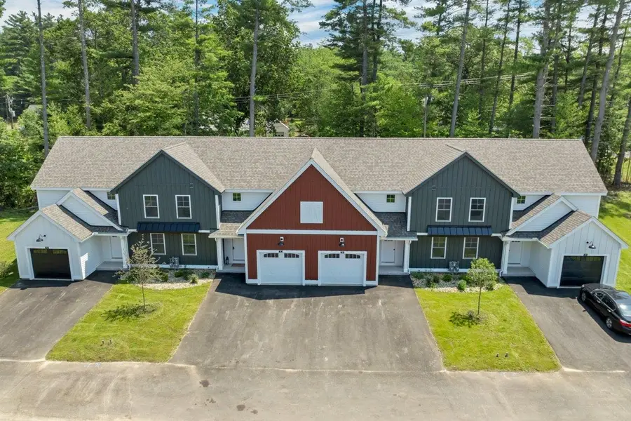 13-D Mustang Drive #END UNIT-D, Litchfield, NH 03052 - Image #2