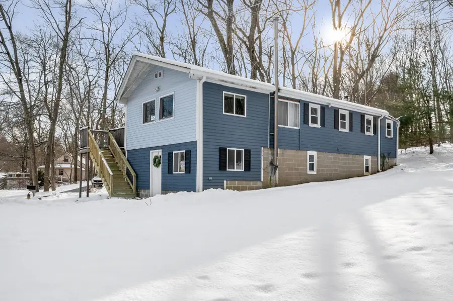 14 Cove Drive, Derry, NH 03038 - Image #2