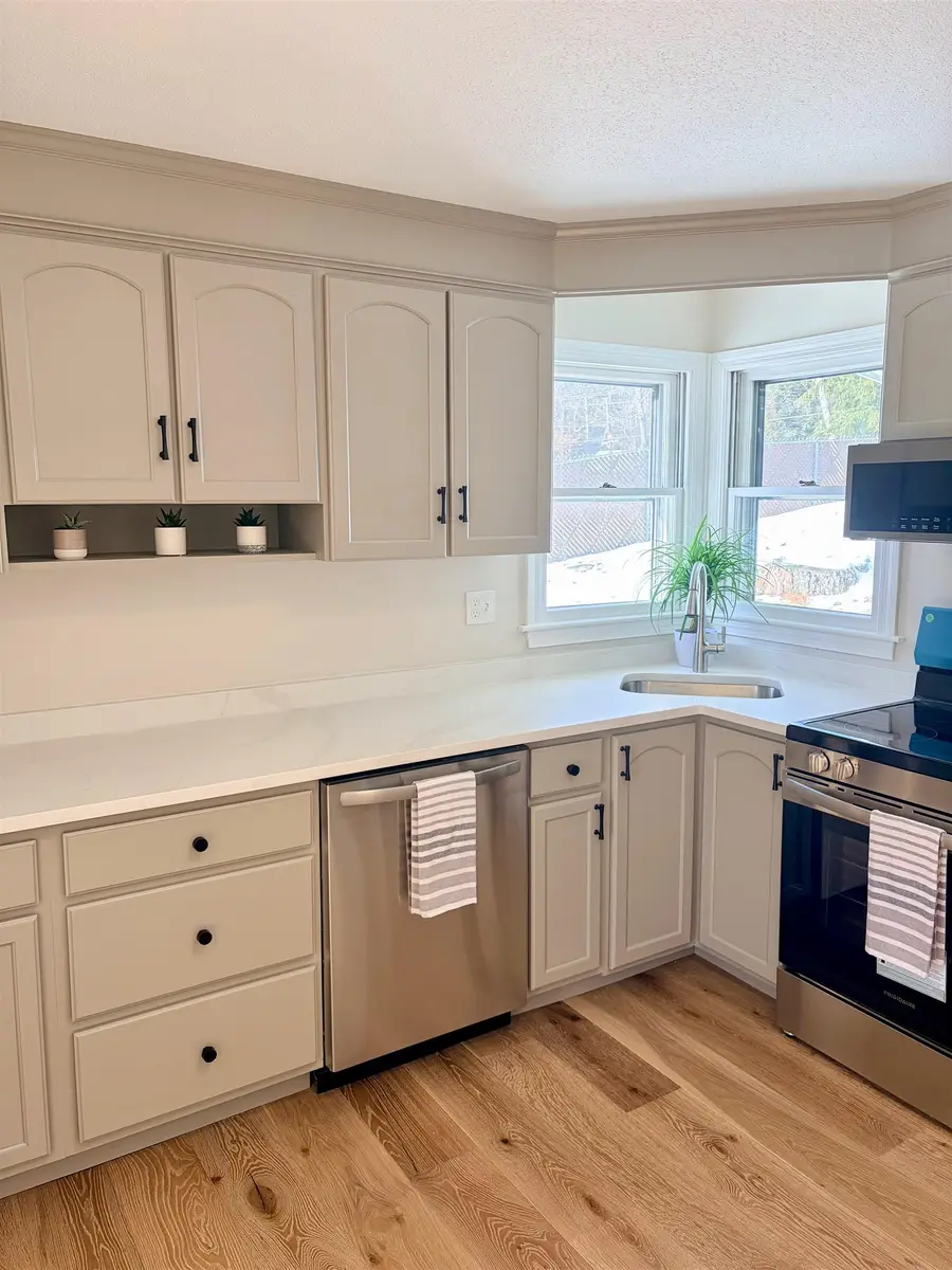 21 Sims Street, Nashua, NH 03063 - Image #2