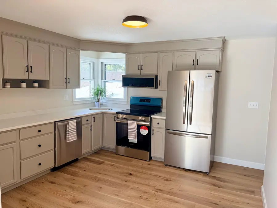 21 Sims Street, Nashua, NH 03063 - Image #3