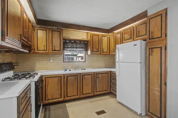 83 Camels Hump Avenue, Colchester, VT 05446