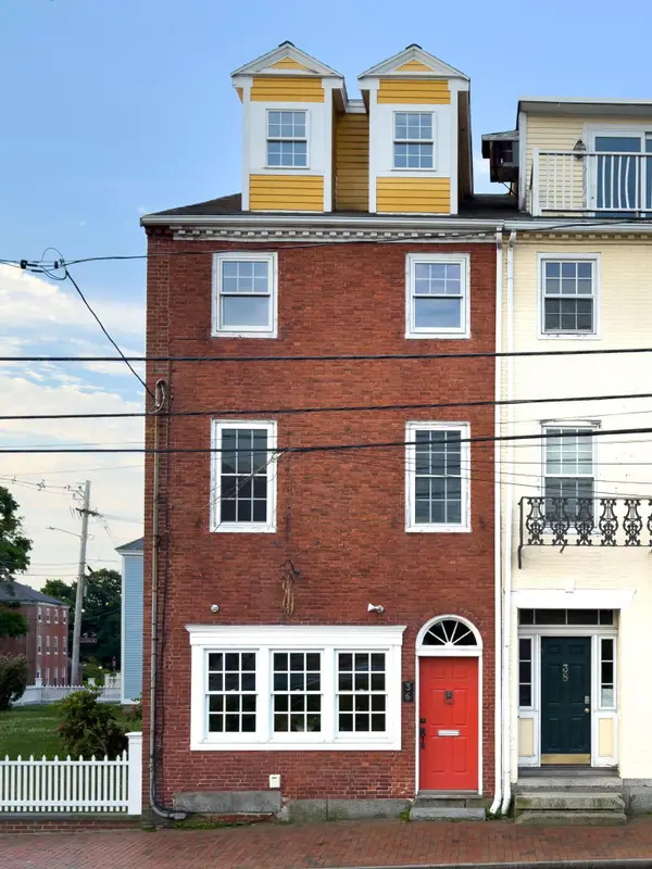 36 State Street, Portsmouth, NH 03801