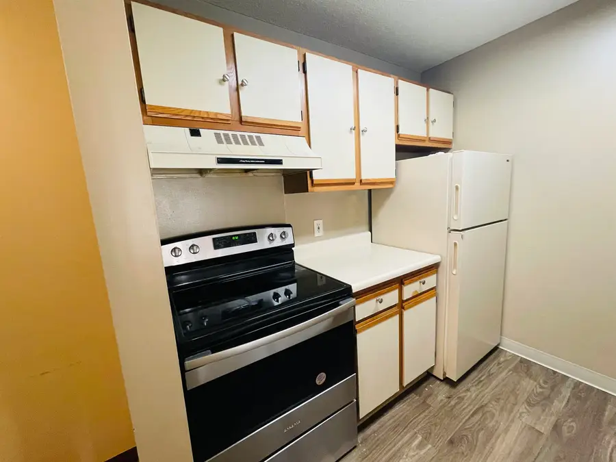 130 Eastern Avenue #103, Manchester, NH 03104 - Image #3