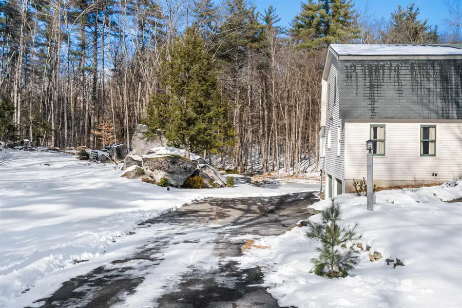 36 Buckridge Drive, Amherst, NH 03031 - Image #2