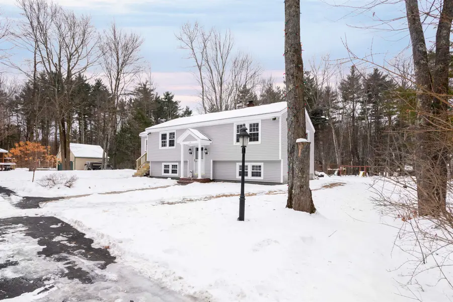 110 Main Street, Sandown, NH 03873 - Image #2
