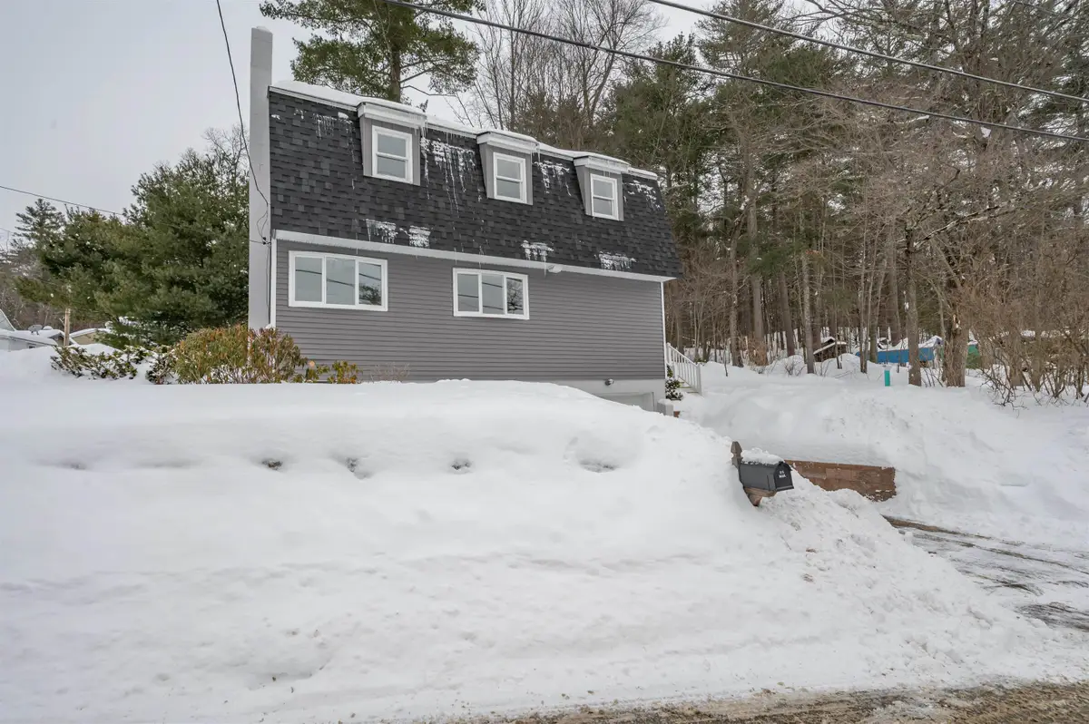 7 Little Island Park, Pelham, NH 03076 - Image #1