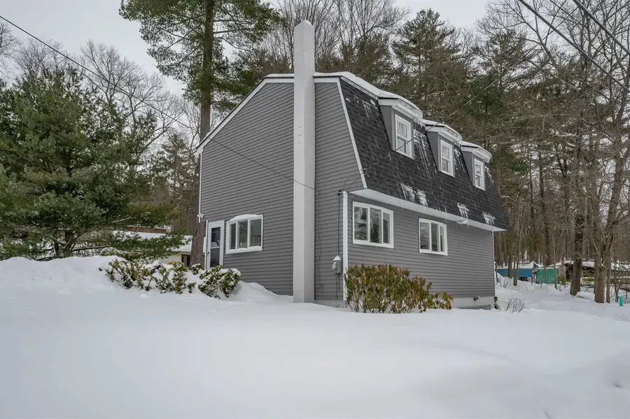 7 Little Island Park, Pelham, NH 03076 - Image #2