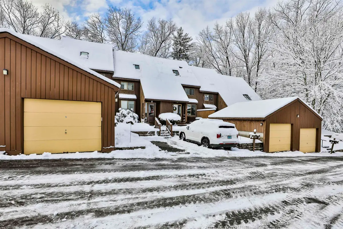 25 Silverton Drive, Nashua, NH 03062 - Image #1