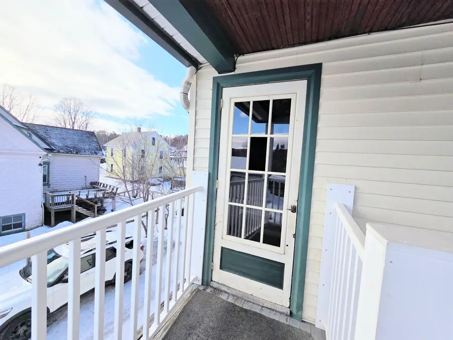 32 Wesley Drive, Saint Johnsbury, VT 05819 - Image #3