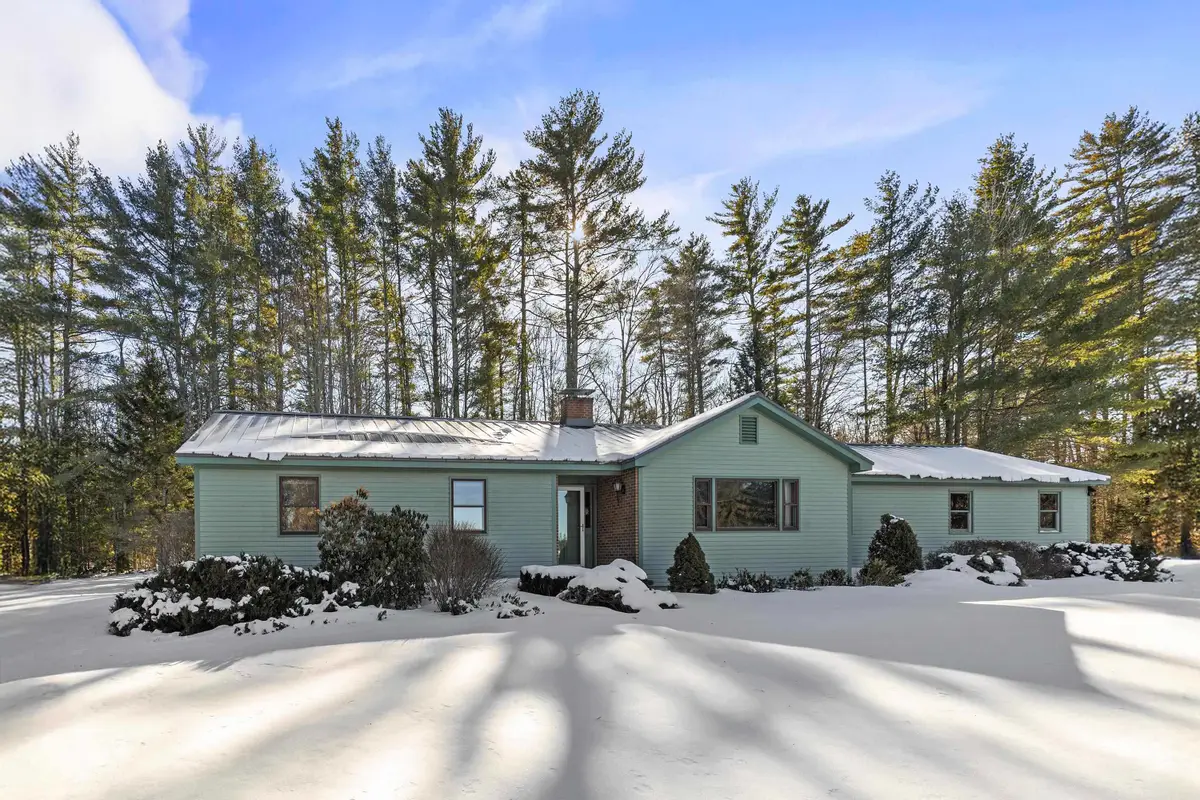 26 Emily Lane, Newbury, NH 03255 - Image #1