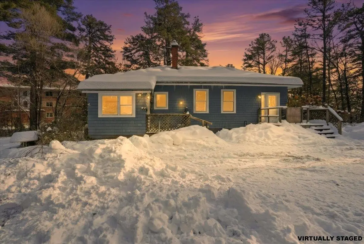 405 Upland Street, Manchester, NH 03102 - Image #1