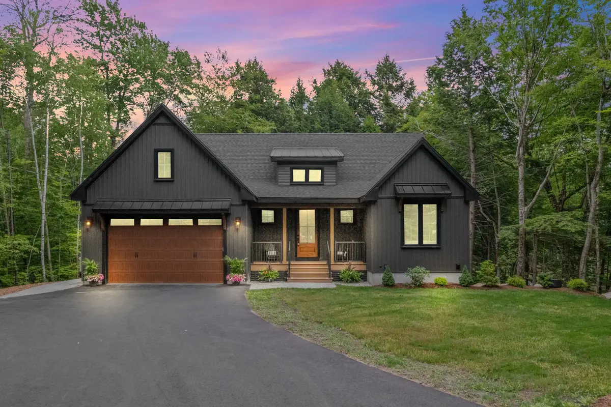 44 Valley Road, Tuftonboro, NH 03816 - Image #1