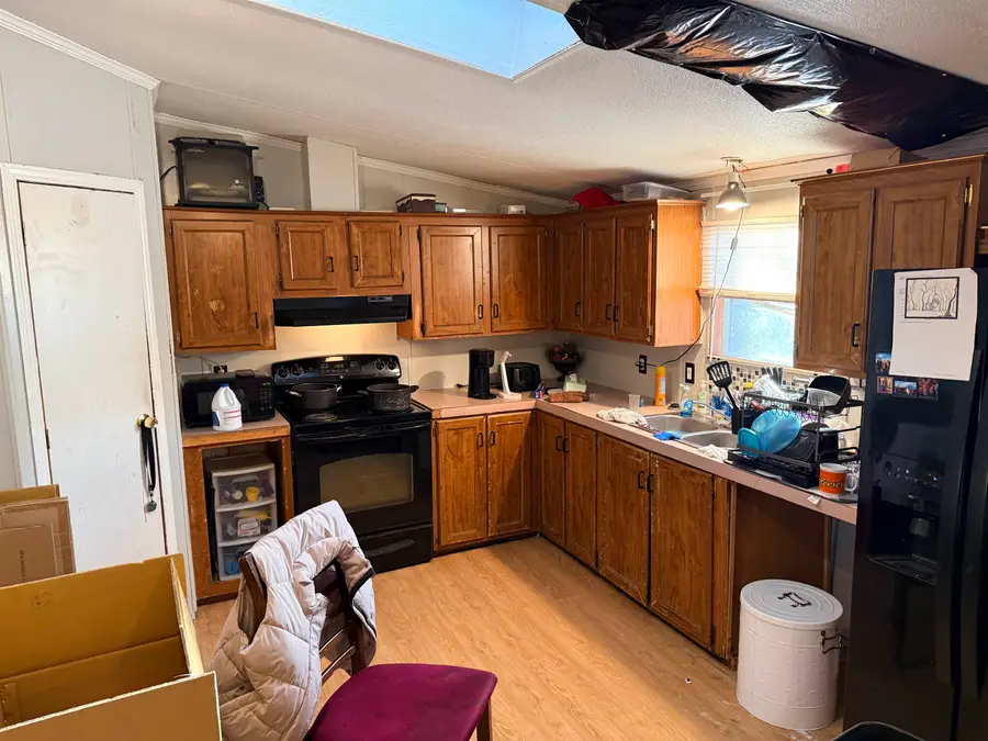 9 McCusker Place, Claremont, NH 03743 - Image #2