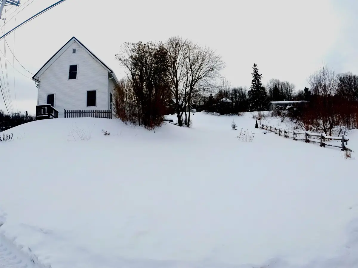 177 Lake Road, Newport, VT 05855 - Image #1